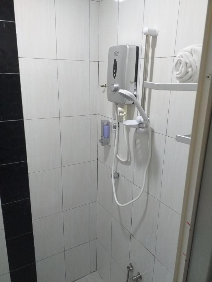 Orange Villa Hotel Near Palm Mall Σερεμπάν Εξωτερικό φωτογραφία